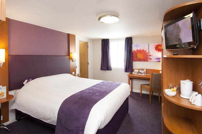Premier Inn ฮันติงตัน ภายนอก รูปภาพ